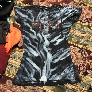 3/$22 Women’s Sinful tee size small